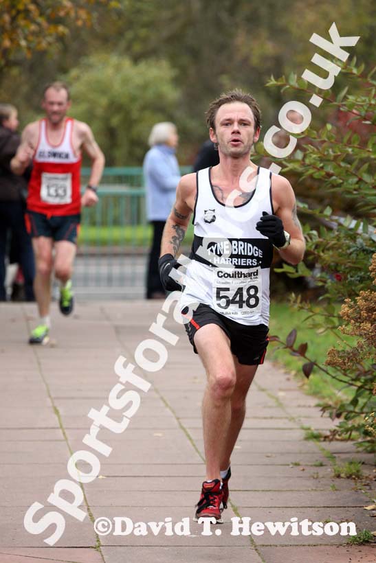 Kevin Jeffress (Tyne Bridge) finishing the Brampton to Carlisle 10 mile Road Race. Photo: David T. Hewitson/Sports for All Pics
